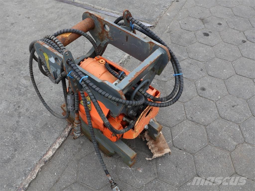  TILT ROTATOR TR07 Quick connectors