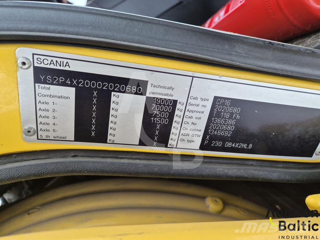 Scania P 230 Recovery vehicles