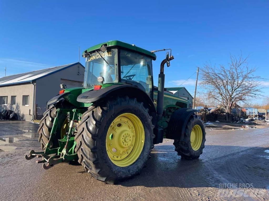 John Deere 8320 Tractors