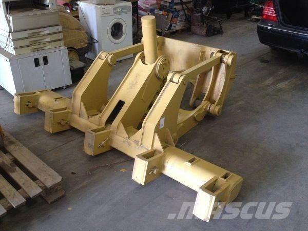 CAT 140H/160H Ripper Other