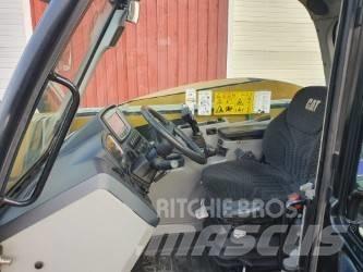 CAT TH306D Farming telehandlers
