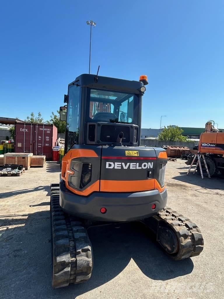 Develon DX 55 R-7 Mini excavators < 7t