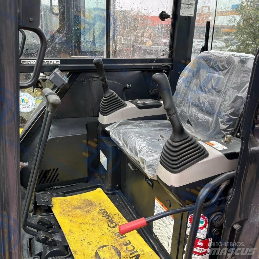 Komatsu PC 30MR Mini excavators < 7t