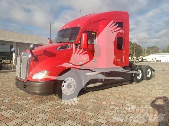 Kenworth T680 Truck Tractor Units