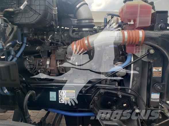 Peterbilt 579 Truck Tractor Units