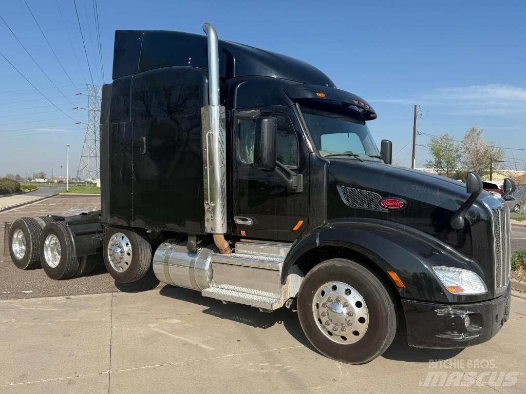 Peterbilt 579 Truck Tractor Units
