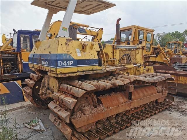Komatsu D41P Crawler dozers