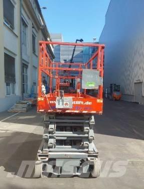 SkyJack SJ III 4740 Scissor lifts