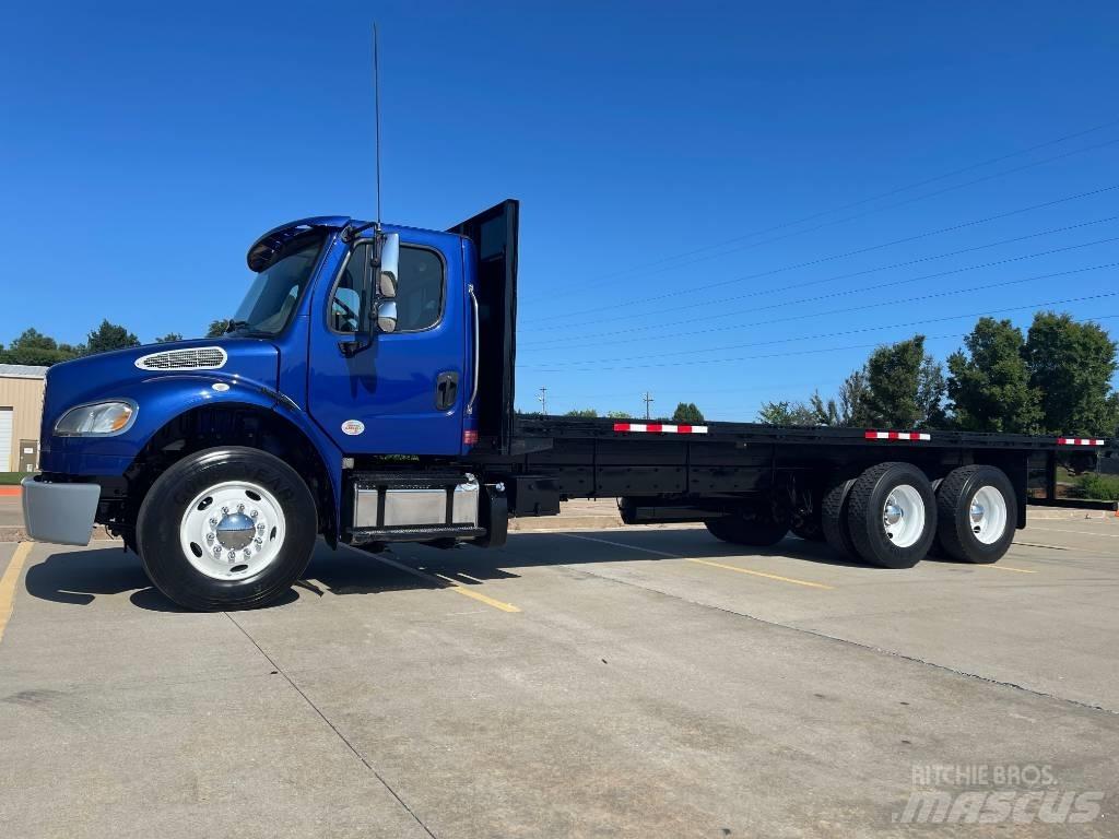 Freightliner M 106 Flatbed/Dropside trucks