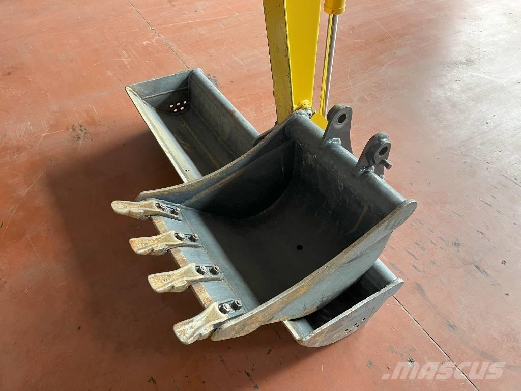 Komatsu PC 24 MR 5 Mini excavators < 7t