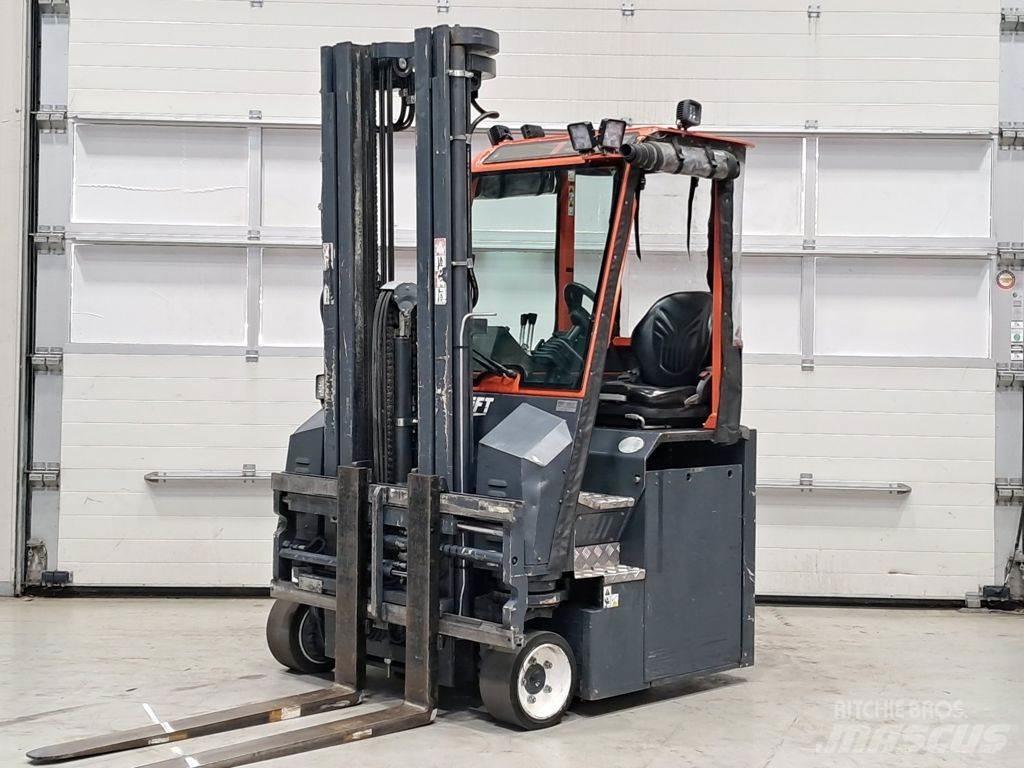 Combilift CBE2500 Sideloader