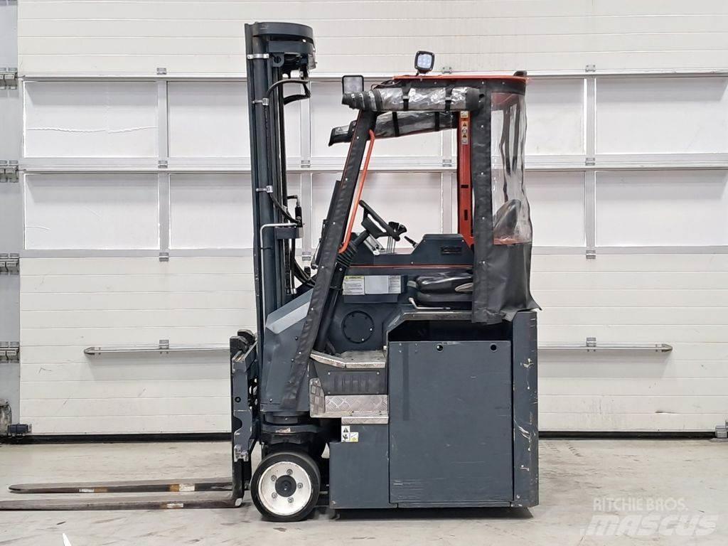 Combilift CBE2500 Sideloader