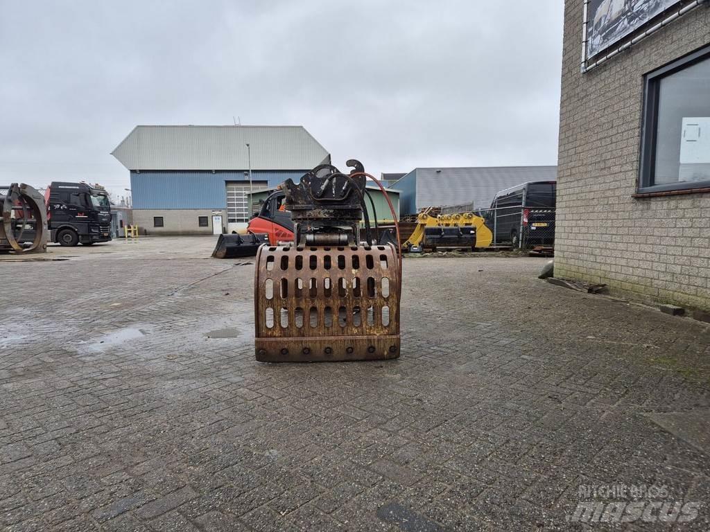  Onbekend S1202-D Grapples