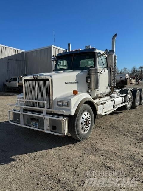 Western Star 4900 Truck Tractor Units