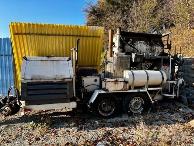  KOBIT príves Asphalt heaters