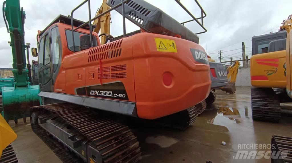 Doosan DX300 LC-9C Crawler excavators