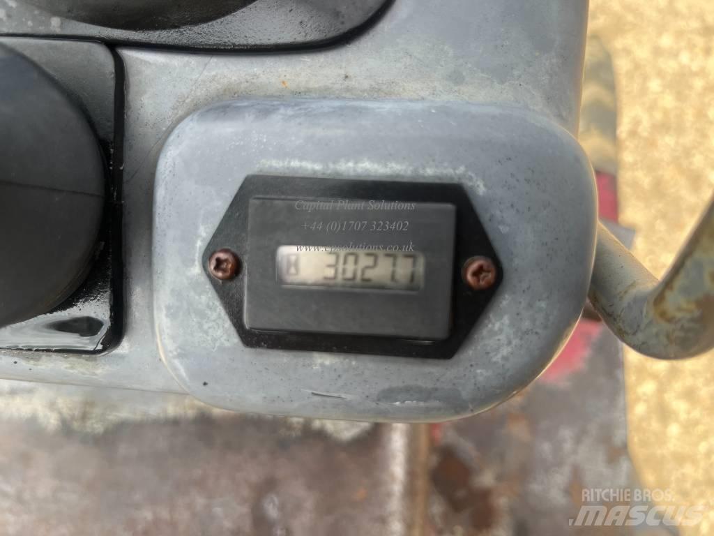 Takeuchi TB 108 Mini excavators < 7t