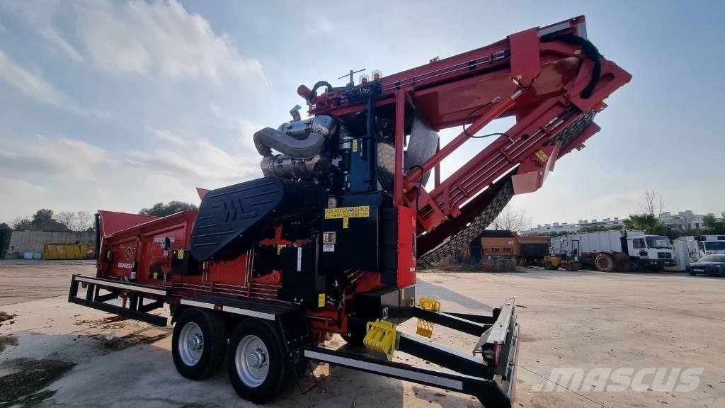 Morbark WH 2400XP Wood chippers