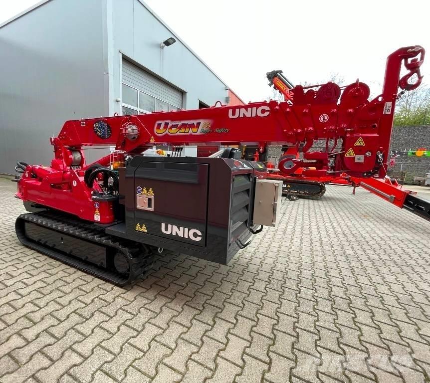 Unic URW-376 Tracked cranes