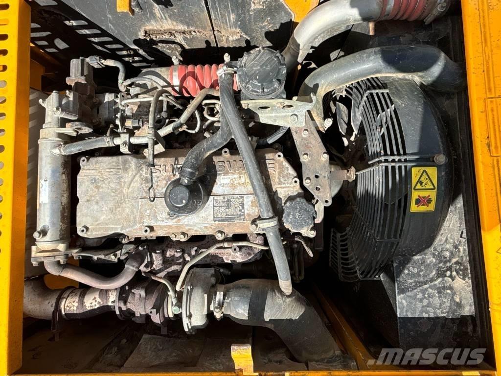 JCB JS 260 LC Crawler excavators