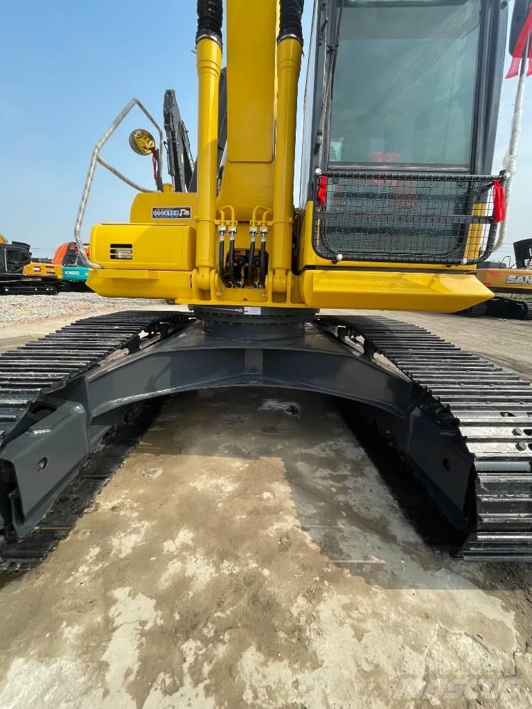 Komatsu PC 220-8 Crawler excavators