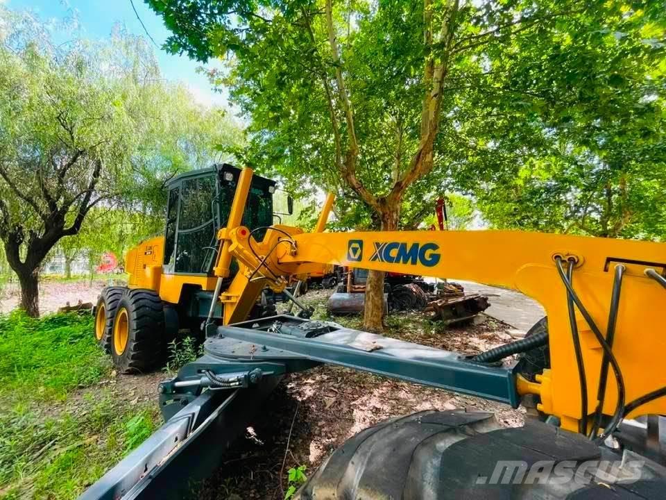 XCMG GR1803 Graders
