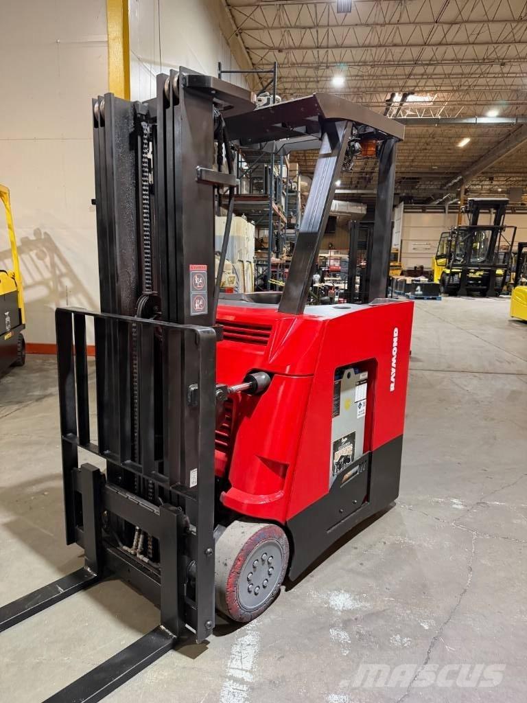 Raymond 410C30TT Reach truck