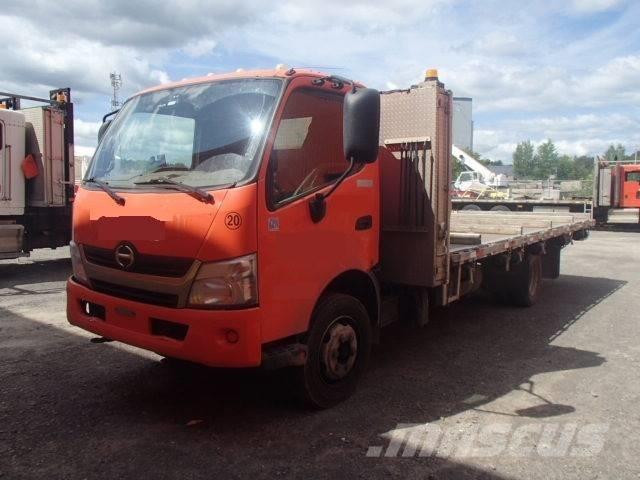 Hino 195 Flatbed/Dropside trucks