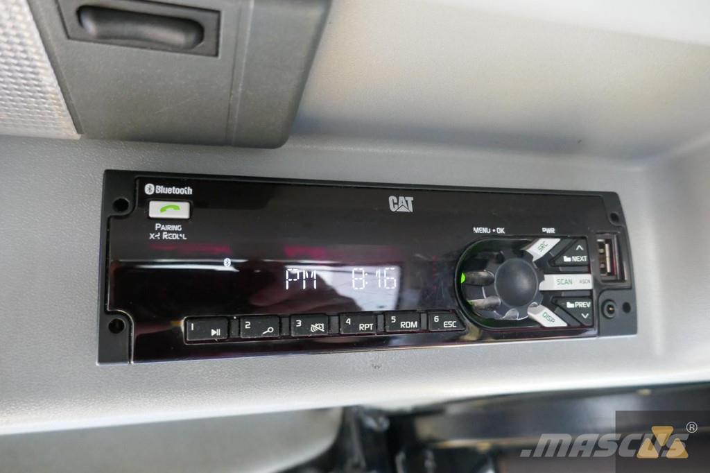 CAT D8T Crawler dozers