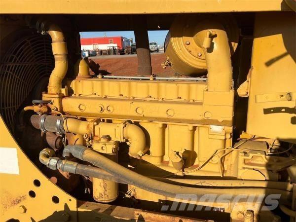 CAT 561 C PIPELAYER Pipelayer dozers