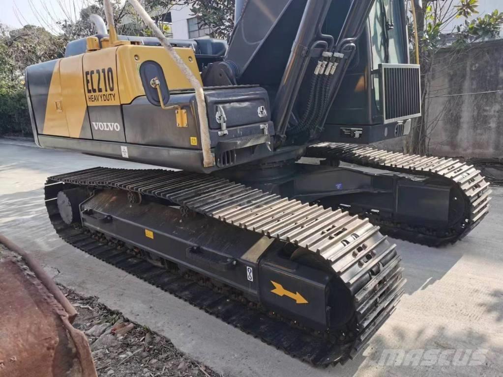 Volvo EC 210 Crawler excavators