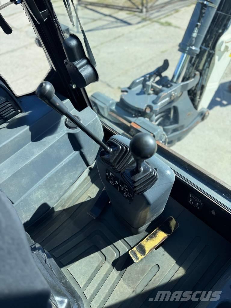 Terex 890 SM TLB's