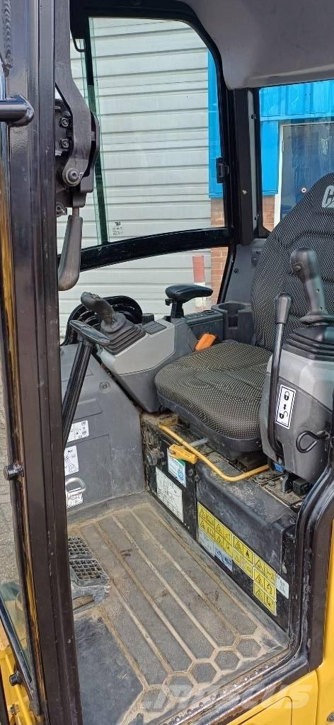 CAT 301.6 Mini excavators < 7t