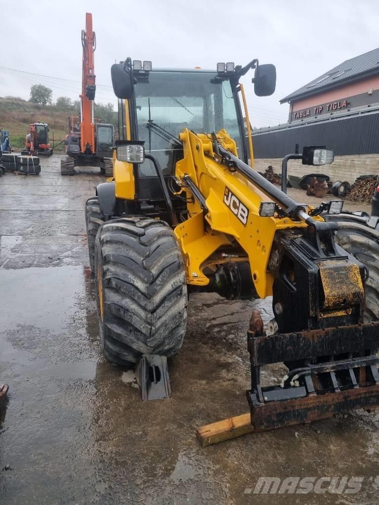 JCB TM 320S Farming telehandlers