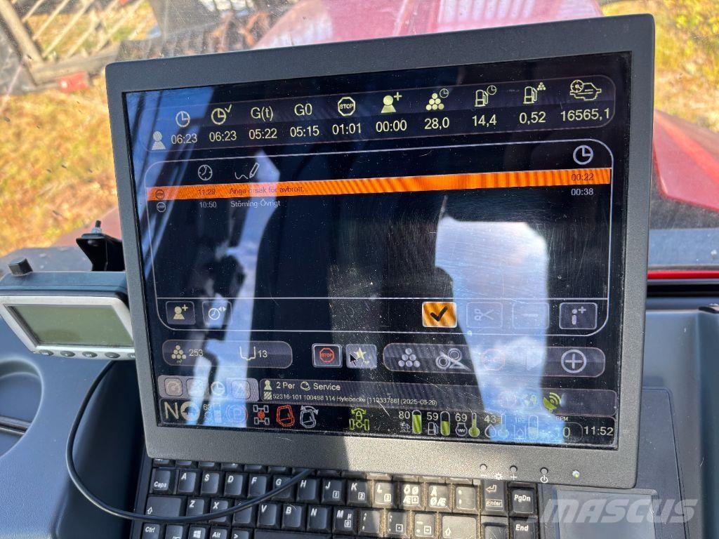 Komatsu 895 Forwarders