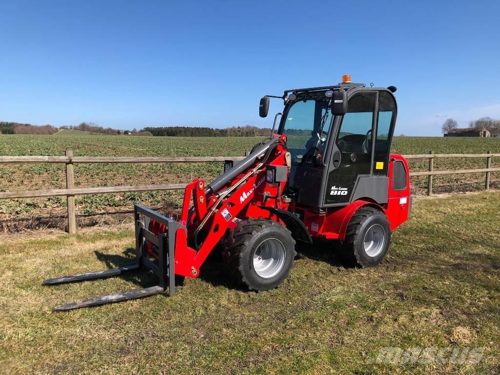  Max Loader 810 Mini loaders