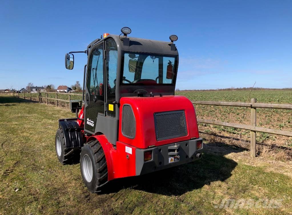  Max Loader 810 Mini loaders