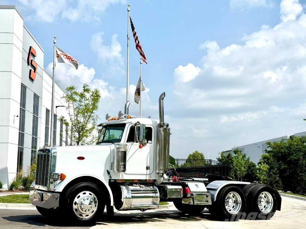 Peterbilt 378 Truck Tractor Units