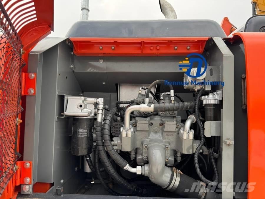 Hitachi ZX 240 Crawler excavators