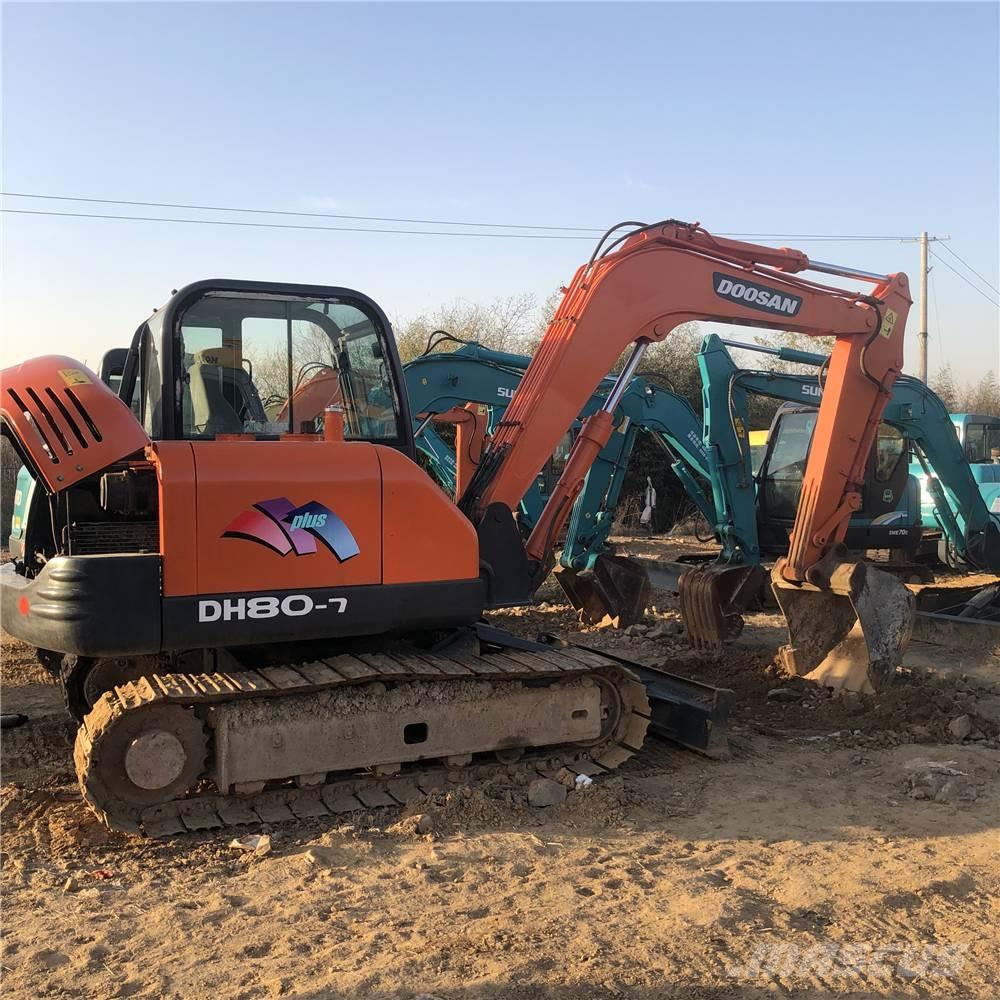 Doosan DH80 Midi excavators  7t - 12t