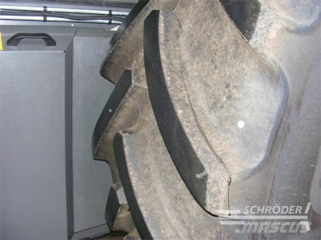 Fendt IDEAL 8 Combine harvesters