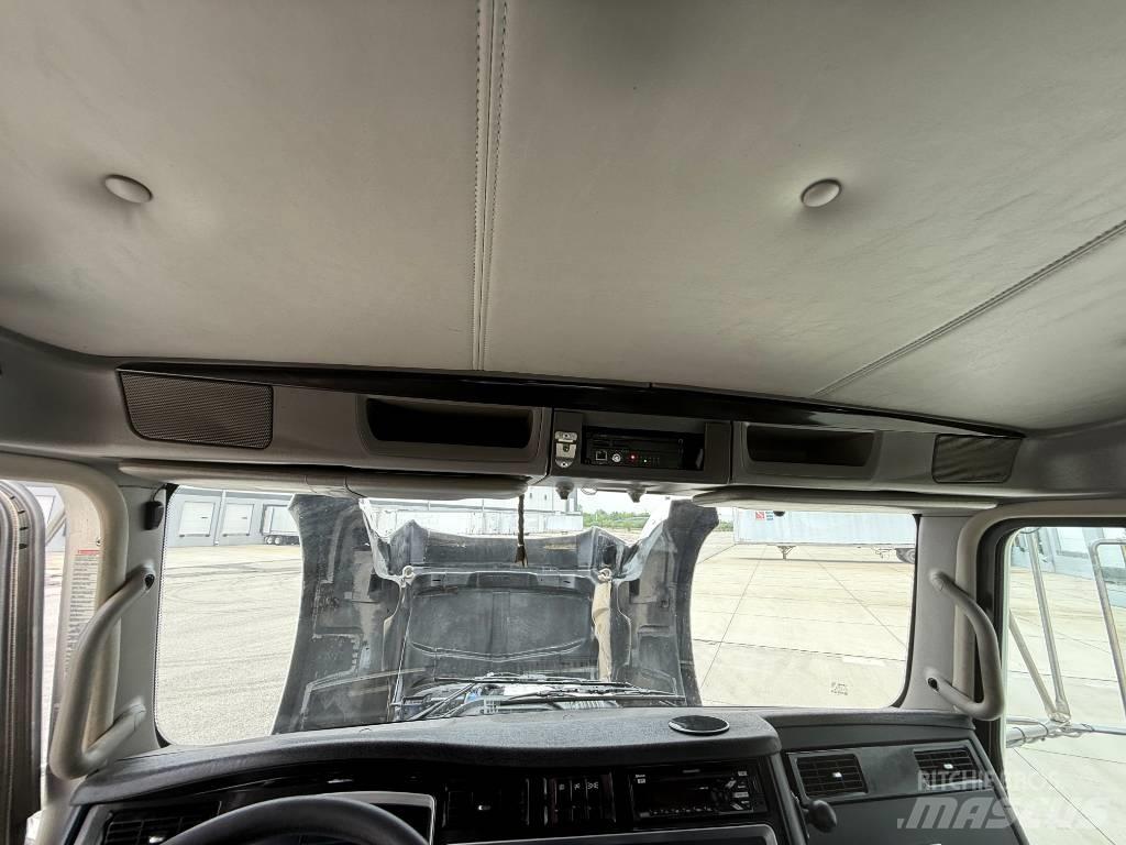 Kenworth T 800 Truck Tractor Units