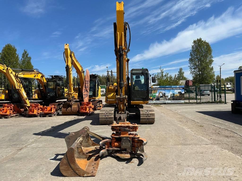 JCB JS 130 LC Crawler excavators