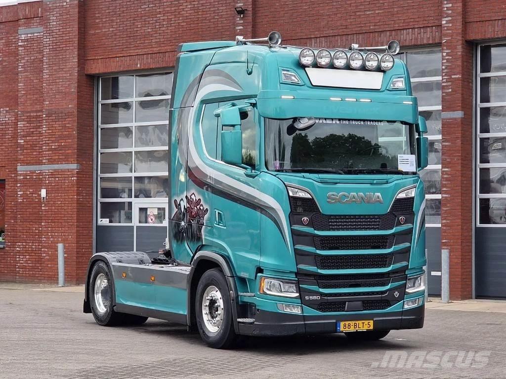 Scania S580 A4x2NB Truck Tractor Units