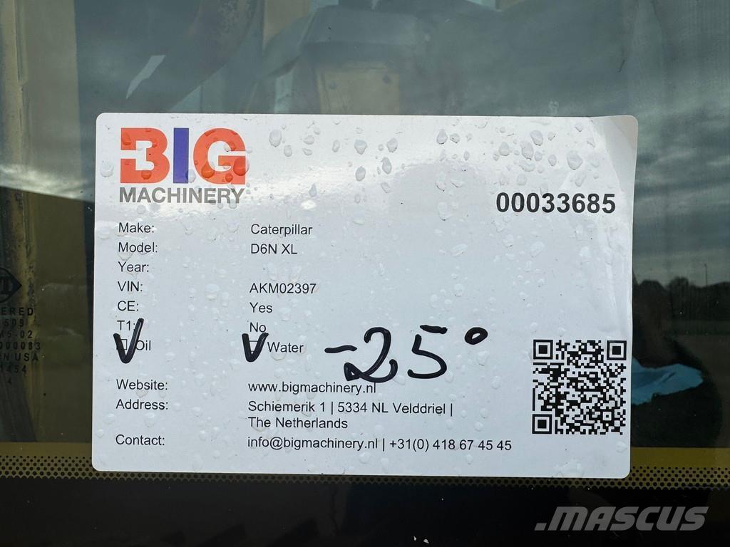 CAT D6N XL Crawler dozers