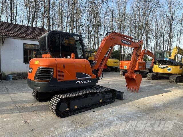 Doosan DX 60 Mini excavators < 7t