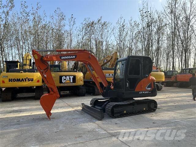 Doosan DX 60 Mini excavators < 7t