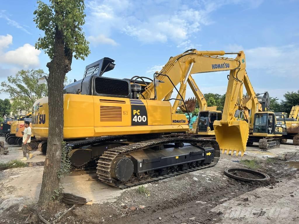 Komatsu PC400-7 Crawler excavators
