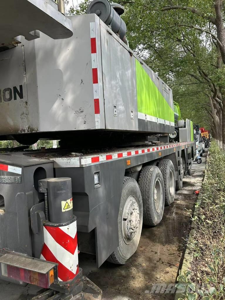 Zoomlion ZTC 1100 All terrain cranes