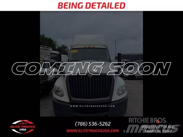 International LT Other trucks